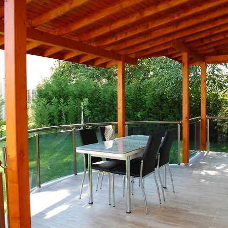 La Mira Villa